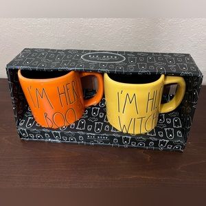 Brand new Halloween mug set
